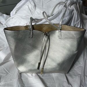 Remi & Reid Departure Reversible Tote